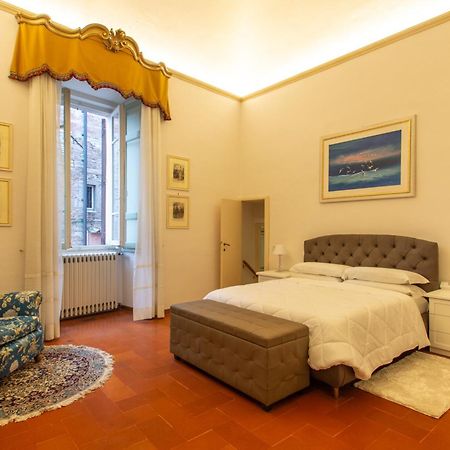 Maggiore Suite - Piazza IV Novembre เปรูจา ภายนอก รูปภาพ